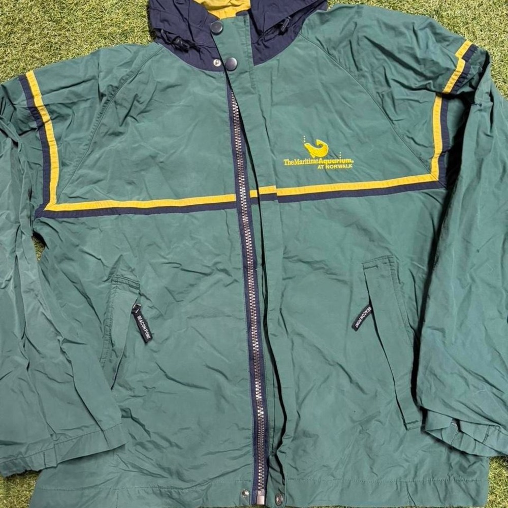 Beacon Point green windbreaker jacket with‎ yellow accents Size L #outdoor